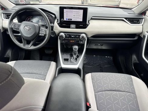 Used 2023 Toyota RAV4 XLE image 13