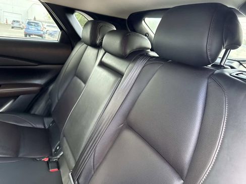 Used 2021 MAZDA CX-30 FWD 2.5 S w/ Premium Package image 16