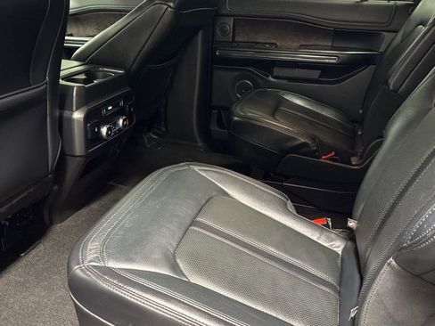 Used 2019 Ford Expedition Max Limited image 11