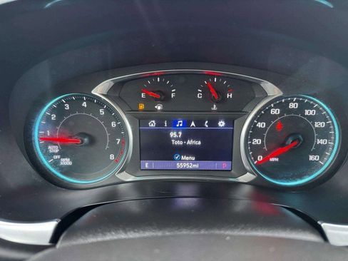 Used 2020 Chevrolet Traverse LT image 23