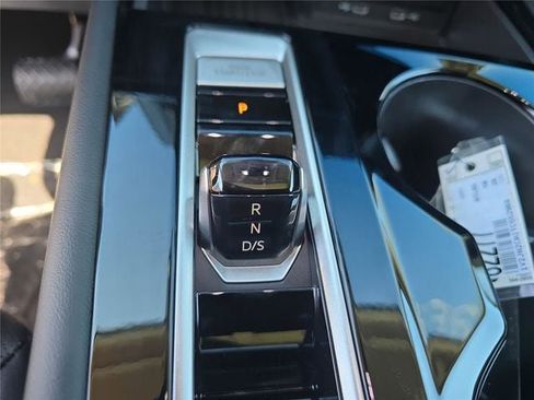 New 2026 Volkswagen Atlas SE image 23