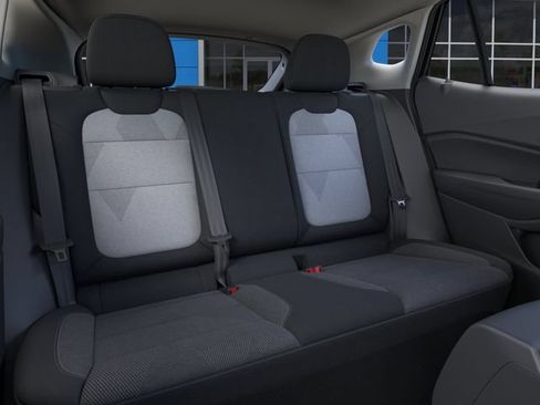 New 2026 Chevrolet Trax LS w/ LS Convenience Package FWD image 18