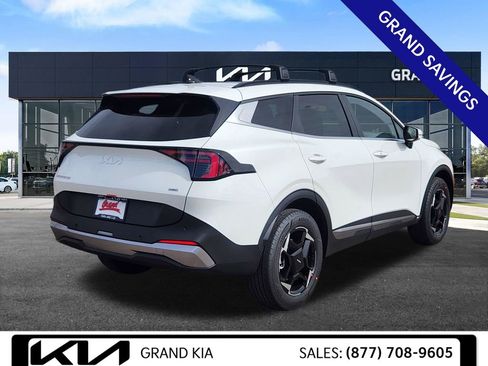 New 2026 Kia Sportage EX image 5