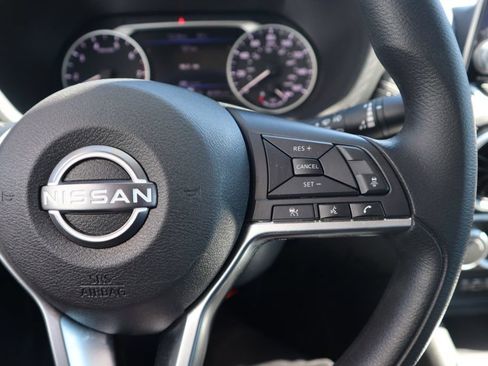 Certified 2025 Nissan Sentra SV FWD image 17