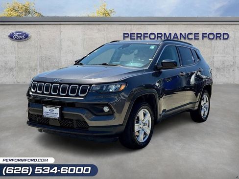 Used 2022 Jeep Compass Latitude w/ Convenience Group image 1