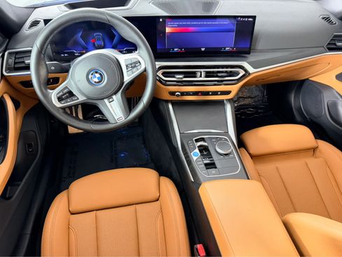 Used 2023 BMW i4 eDrive40 w/ M Sport Package RWD image 13