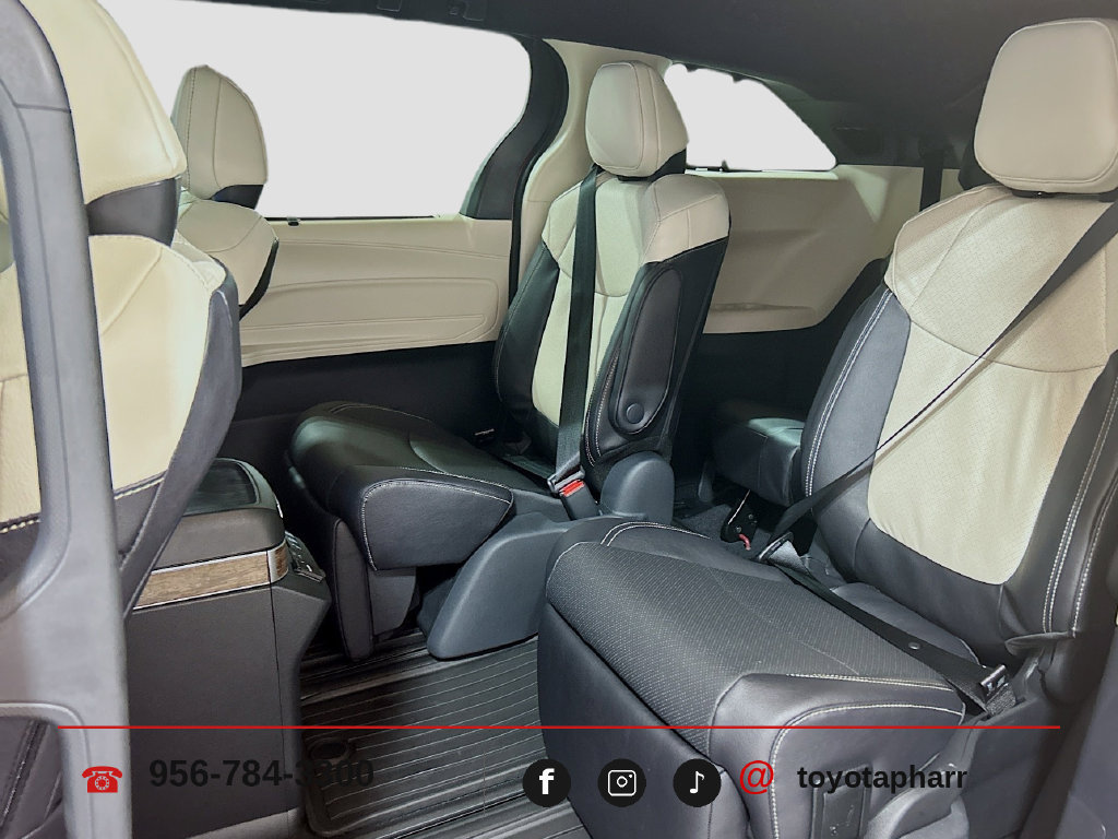 New 2026 Toyota Sienna Platinum AWD/4WD image 25