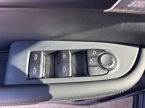 Used 2026 Buick Enclave Avenir w/ Super Cruise Package AWD/4WD image 10