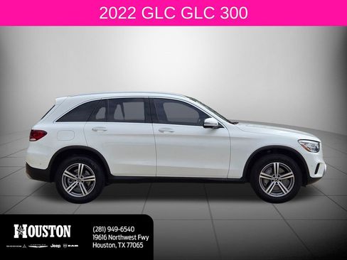 Used 2022 Mercedes-Benz GLC 300 w/ Premium Package Lite image 2