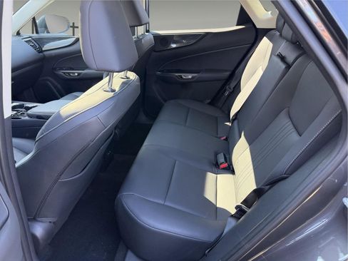 Used 2023 Lexus NX 250 FWD image 22