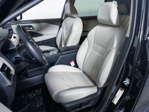 Certified 2024 Nissan Rogue SL FWD image 18