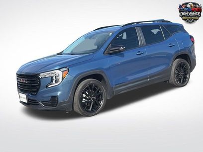 Used 2024 GMC Terrain SLE w/ Driver Convenience Package