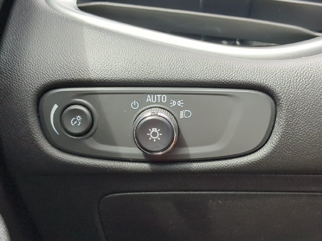 Used 2025 Chevrolet Malibu LT FWD image 28