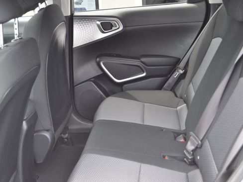 Used 2024 Kia Soul LX w/ Option Group 015 FWD image 16
