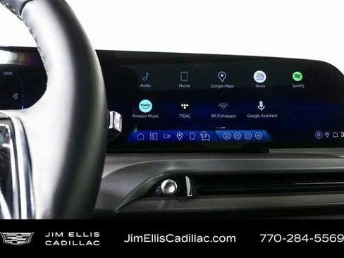 Used 2026 Cadillac Vistiq Sport image 13