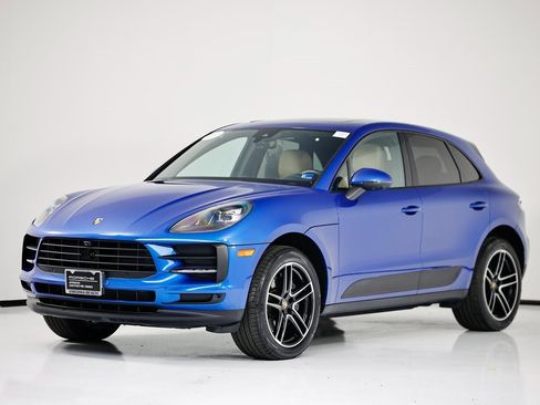 Certified 2021 Porsche Macan image 1