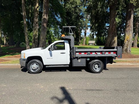 Used 2011 Chevrolet Silverado 3500 W/T w/ Snow Plow Prep Package AWD/4WD image 2