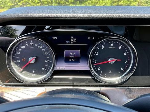 Used 2017 Mercedes-Benz E 300 image 10