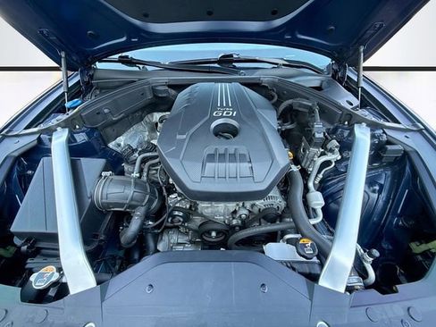 Used 2021 Genesis G70 2.0T image 32