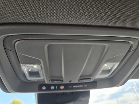 New 2026 GMC Sierra 1500 SLE image 16