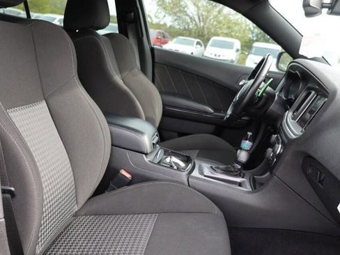 Used 2022 Dodge Charger R/T w/ Blacktop Package image 15