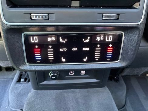 Used 2021 Audi RS Q8 AWD/4WD image 20