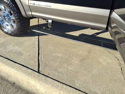 Used 2022 Ford F250 King Ranch w/ King Ranch Ultimate Package image 7