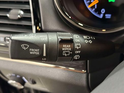 Used 2021 Jeep Grand Cherokee High Altitude AWD/4WD image 37