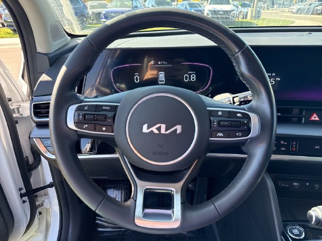 Used 2024 Kia Sportage EX FWD image 18