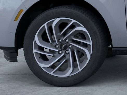 New 2026 Lincoln Navigator Reserve image 19