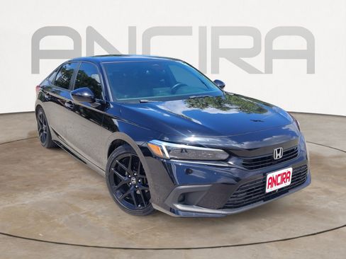 Used 2023 Honda Civic Sport image 4
