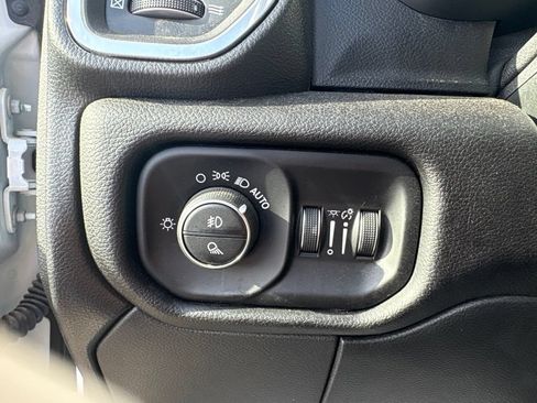 Used 2024 RAM 2500 Laramie w/ Safety Group AWD/4WD image 13