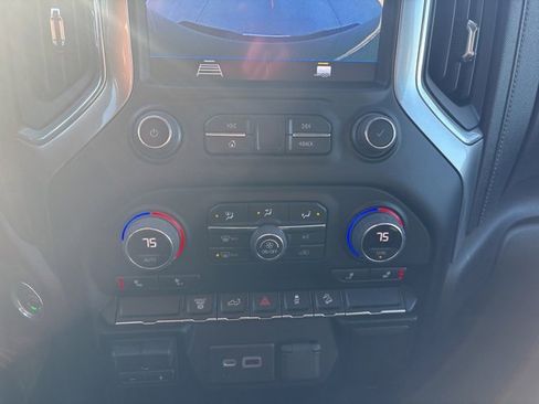 Used 2022 Chevrolet Silverado 3500 LT w/ Convenience Package image 38