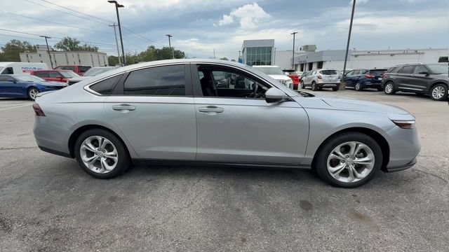 Used 2025 Honda Accord LX image 9