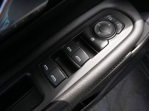 Used 2018 GMC Terrain SLE FWD image 13