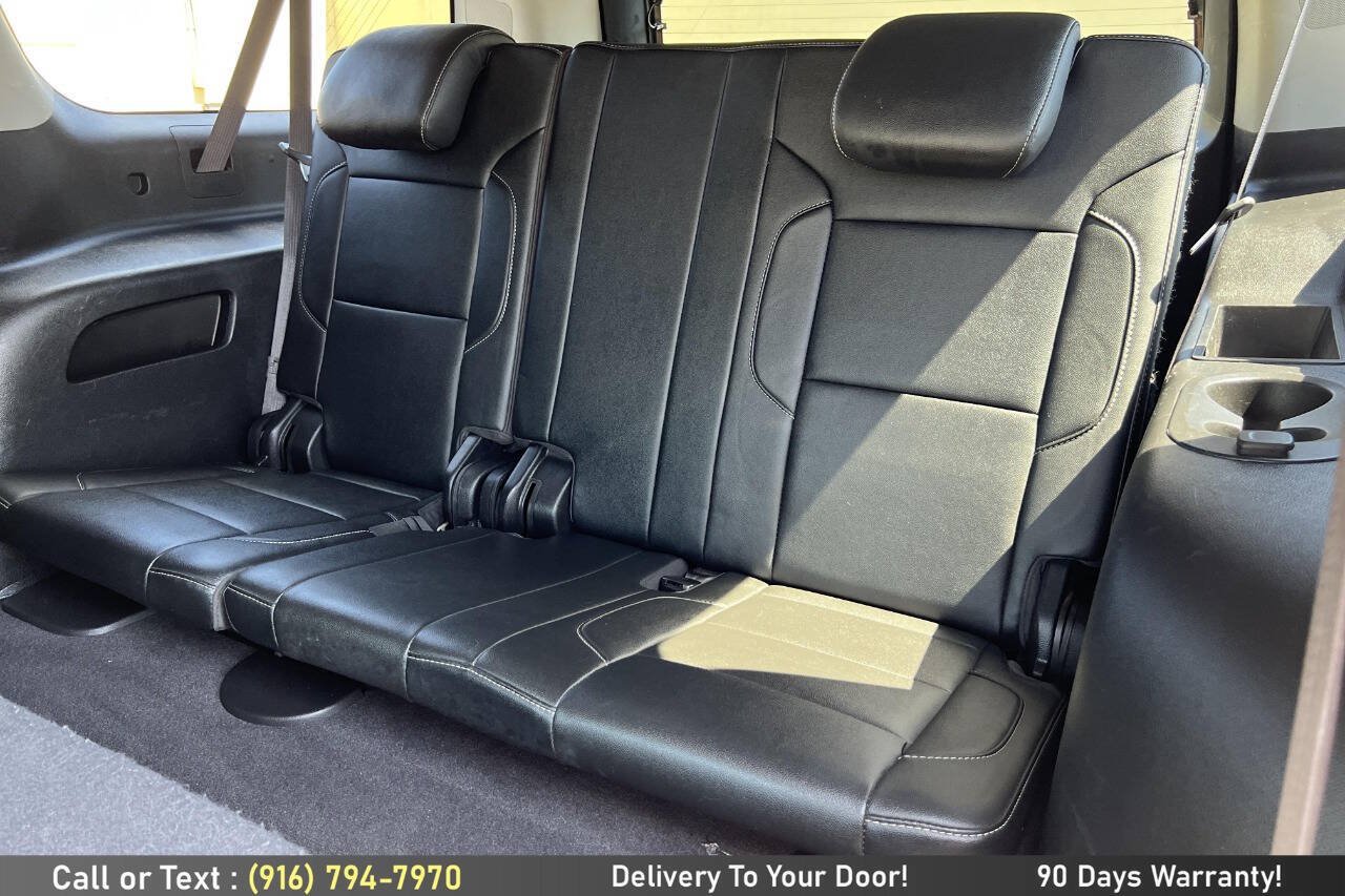 Used 2020 Chevrolet Suburban LT AWD/4WD image 17