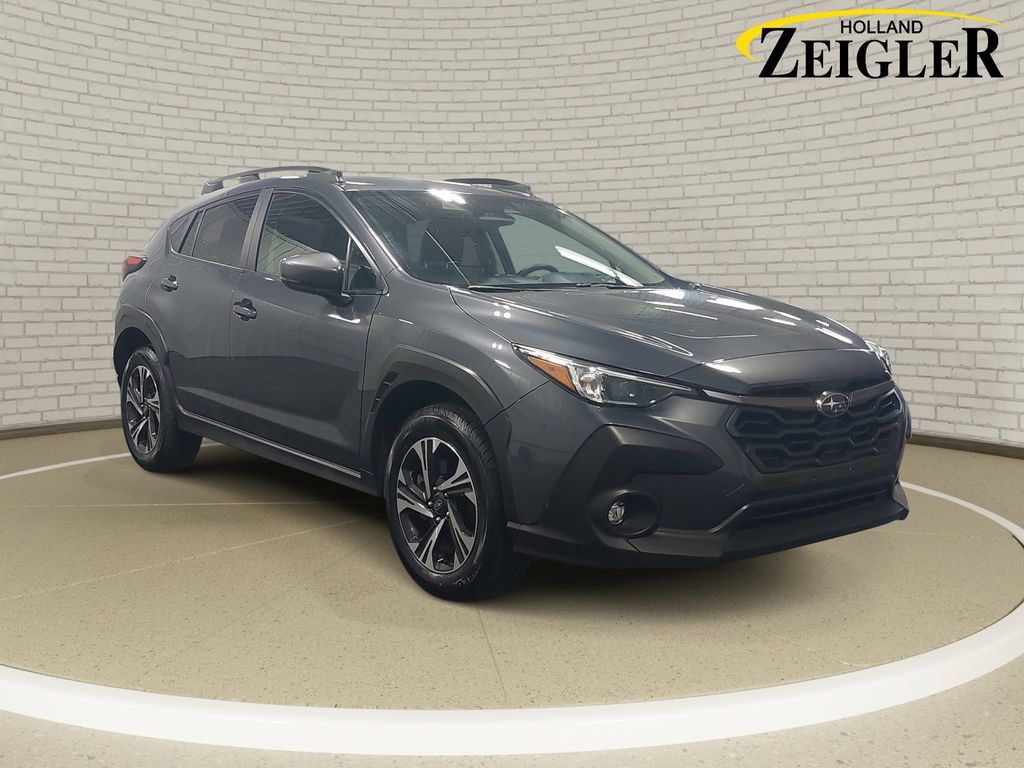 Used 2024 Subaru Crosstrek 2.0i Premium AWD/4WD image 3