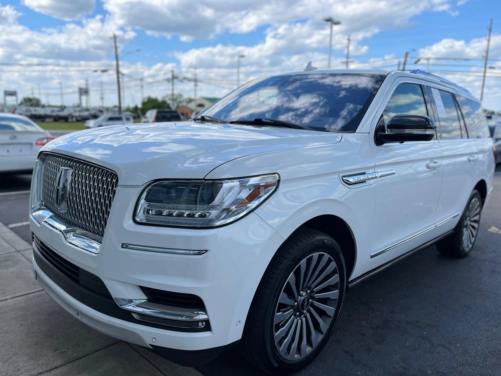 Used 2020 Lincoln Navigator Reserve w/ Luxury Package RWD image 2