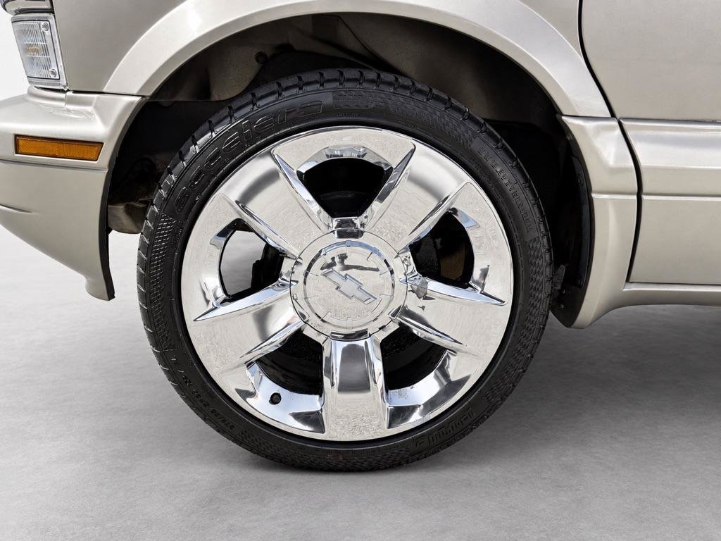 Used 2004 Chevrolet Astro w/ LS Preferred Equipment Group RWD image 26