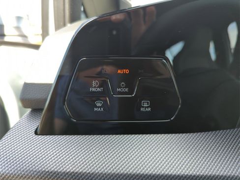 New 2026 Volkswagen GTI SE image 33