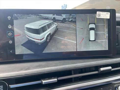 Used 2025 Hyundai Santa Fe Limited FWD image 31