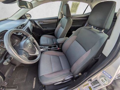 Used 2019 Toyota Corolla LE image 16