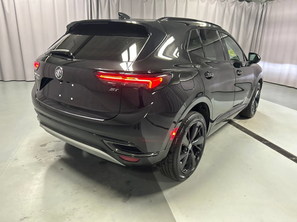 Used 2023 Buick Envision Essence w/ Sport Touring Package AWD/4WD image 7