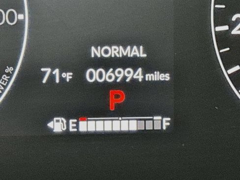 Used 2025 Honda CR-V Sport image 14