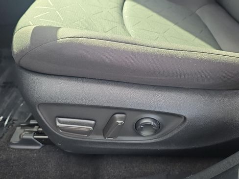Used 2023 Toyota RAV4 XLE AWD/4WD image 21