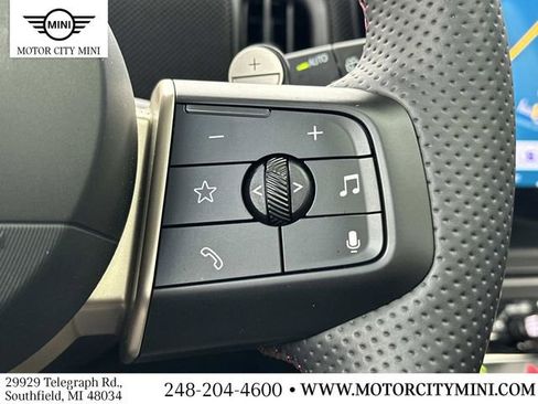 Certified 2025 MINI Cooper S image 26