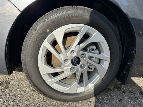 Certified 2025 Subaru Impreza 2.0i image 8