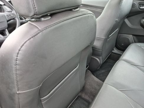 Used 2018 Ford Focus Titanium FWD image 18