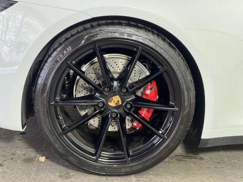 Certified 2022 Porsche 911 Carrera 4S image 14