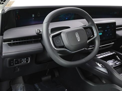 New 2026 Lincoln Nautilus Reserve w/ Jet Appearance Package image 11